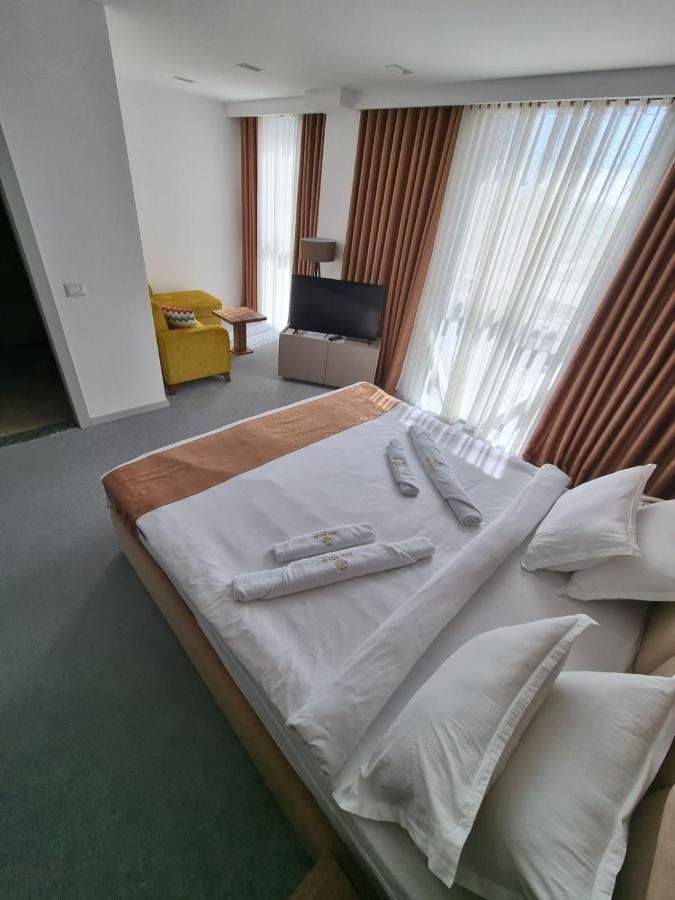 Resort Zerja And Spa Peshkopi Eksteriør bilde